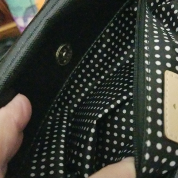 kate spade Black Tote with Cream Handles and Logo Plaque! NEW!! - Picture 5 of 9